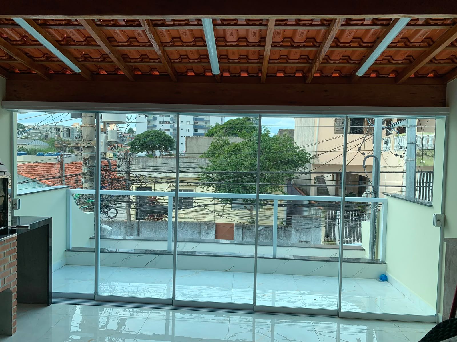 Projeto de janela, porta ou sacada em vidro sob medida 9